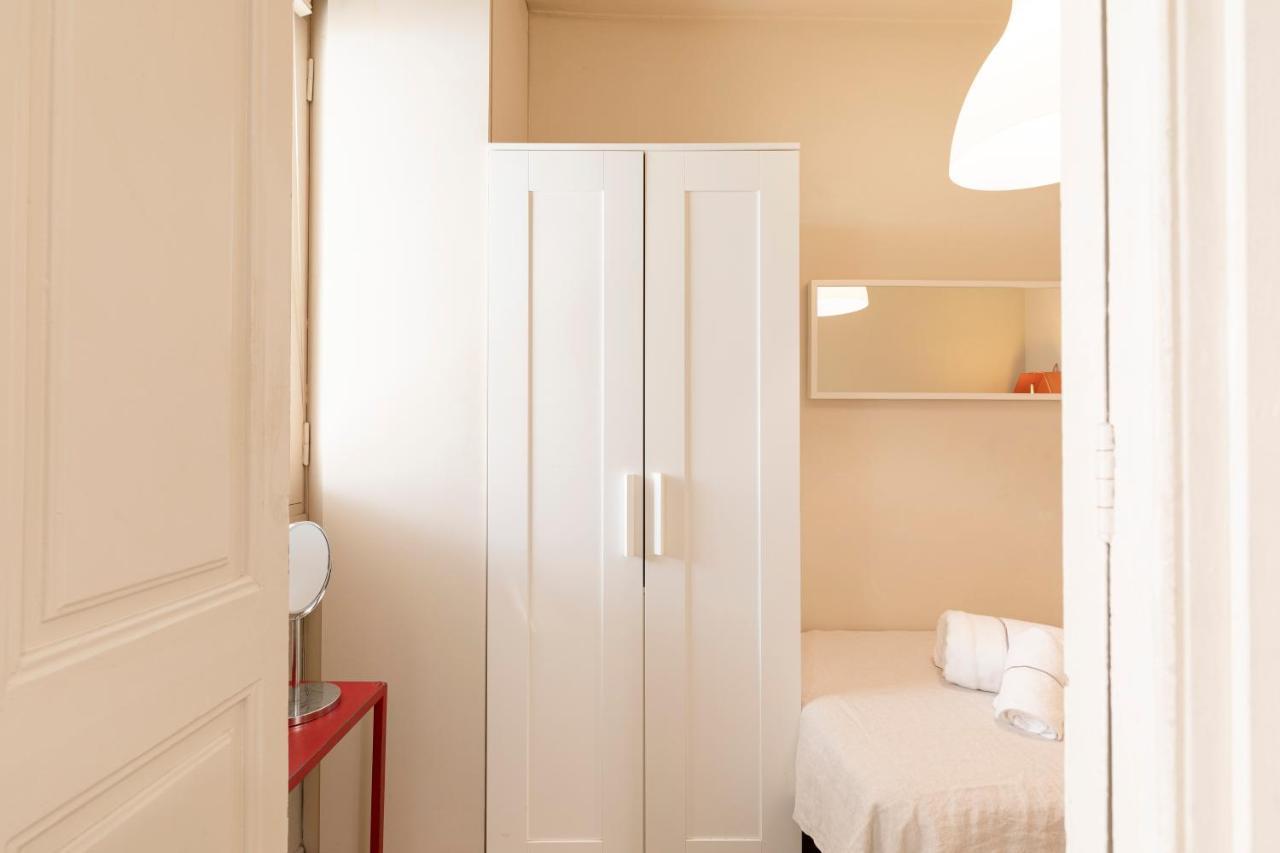 Urban Apartments Barcelona Exterior photo